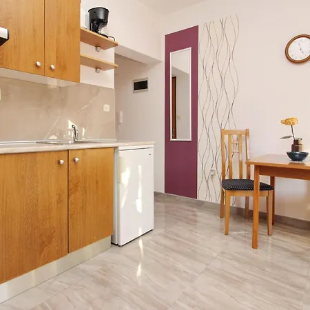 Apartment In Mit Eigenem Balkon By Interhome Baska (Krk)