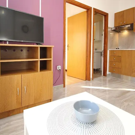 Apartment In Mit Eigenem Balkon By Interhome Baska (Krk)