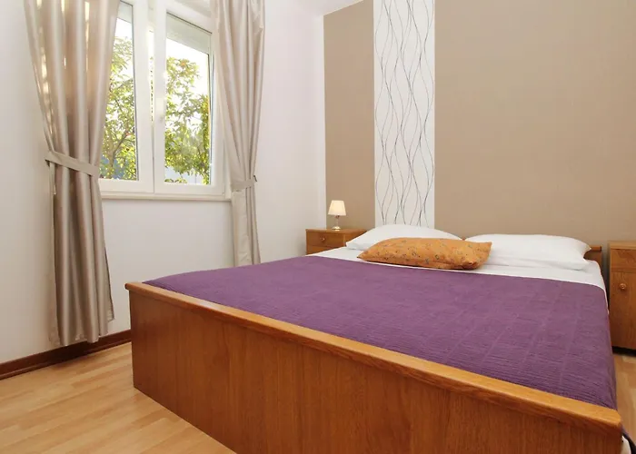 In Mit Eigenem Balkon By Interhome Διαμέρισμα Baška